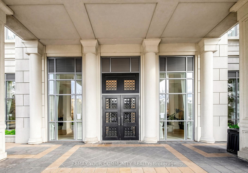 15-greeview-avenue-toronto-ontario-c13096636