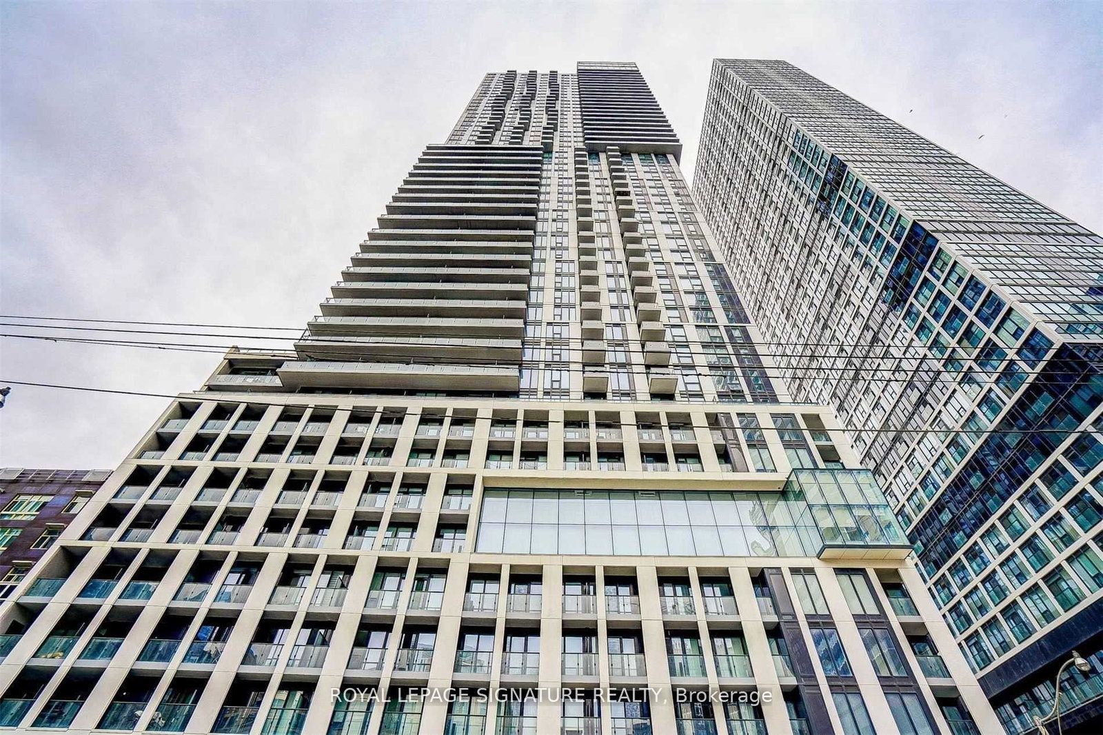 251-jarvis-street-toronto-ontario-c13096652