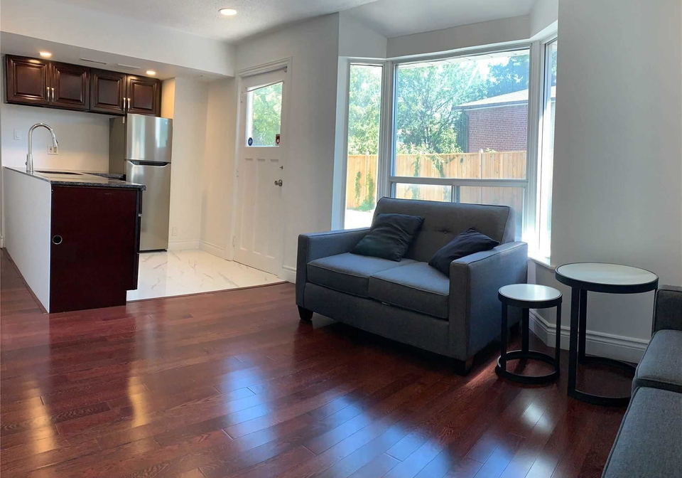 75-kingslake-road-north-york-ontario-c13096796