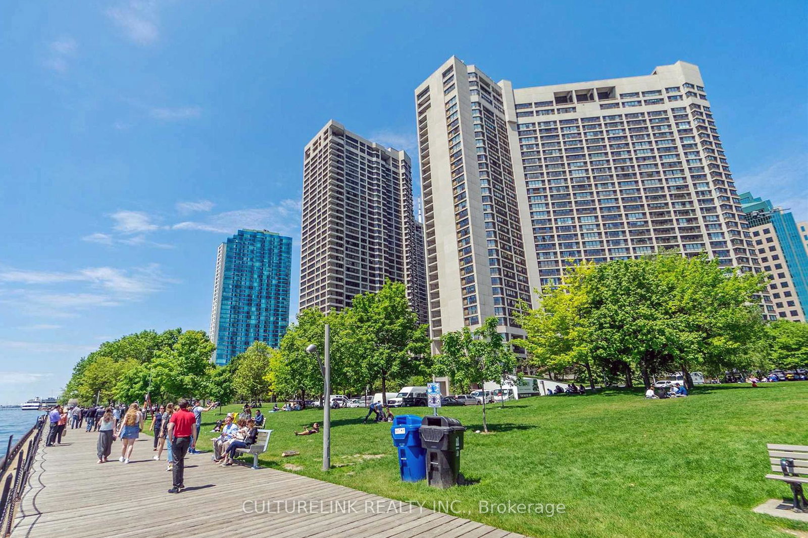 33-harbour-square-toronto-ontario-c13097098