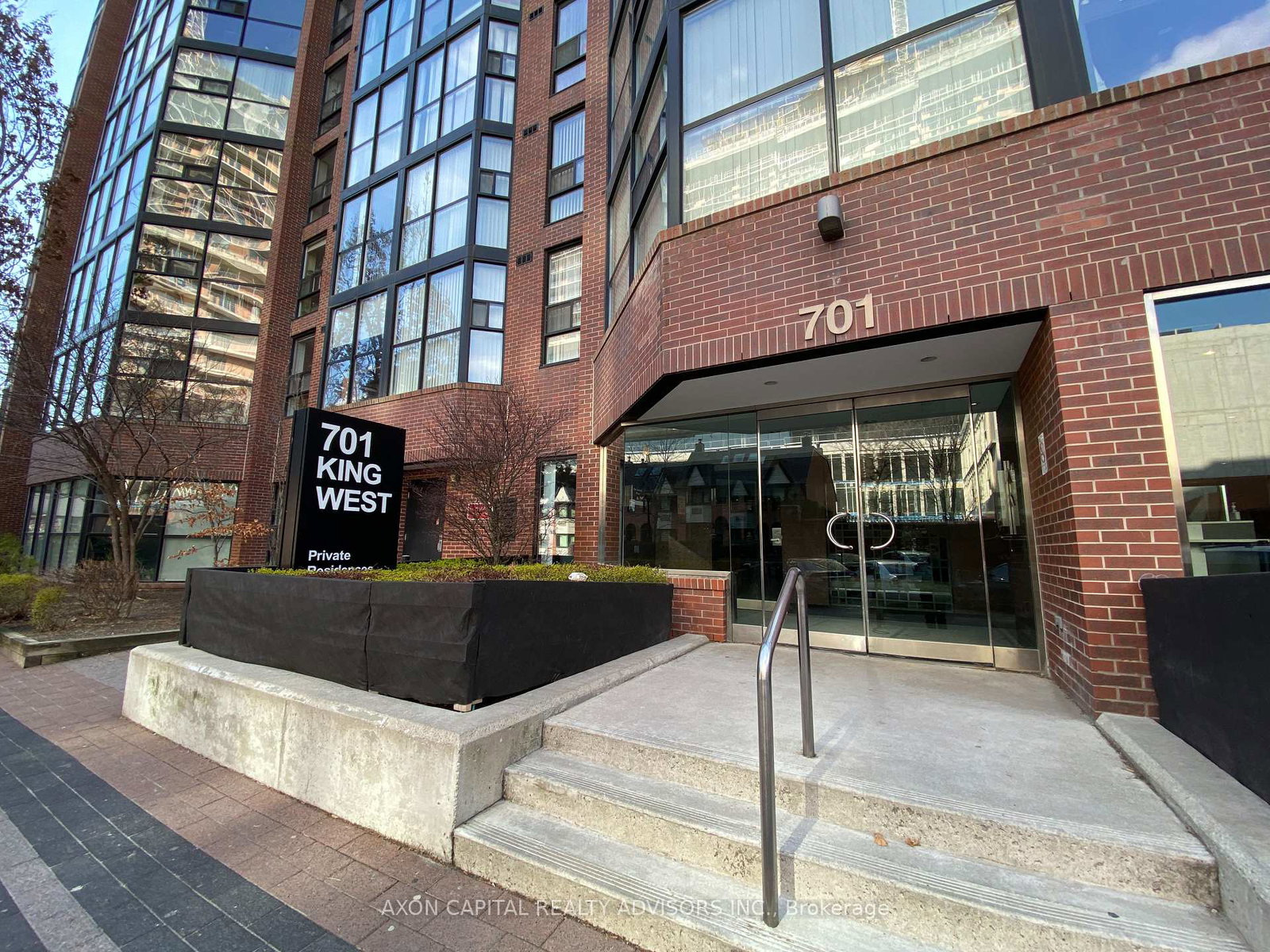 701-king-street-w-toronto-ontario-c13097252
