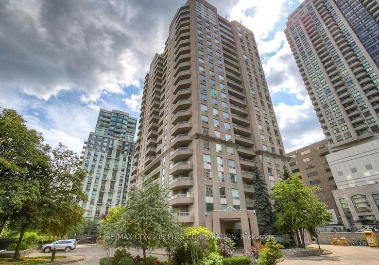 18-hillcrest-avenue-n-north-york-ontario-c13097416