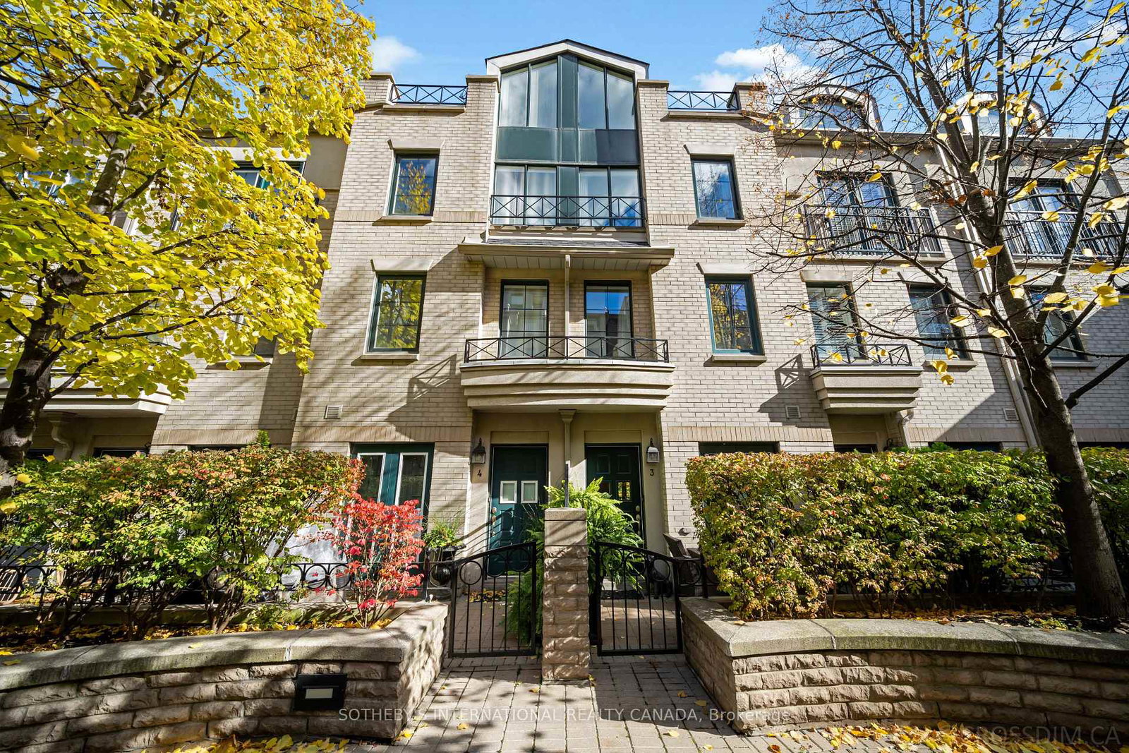1-baxter-street-toronto-ontario-c13097548