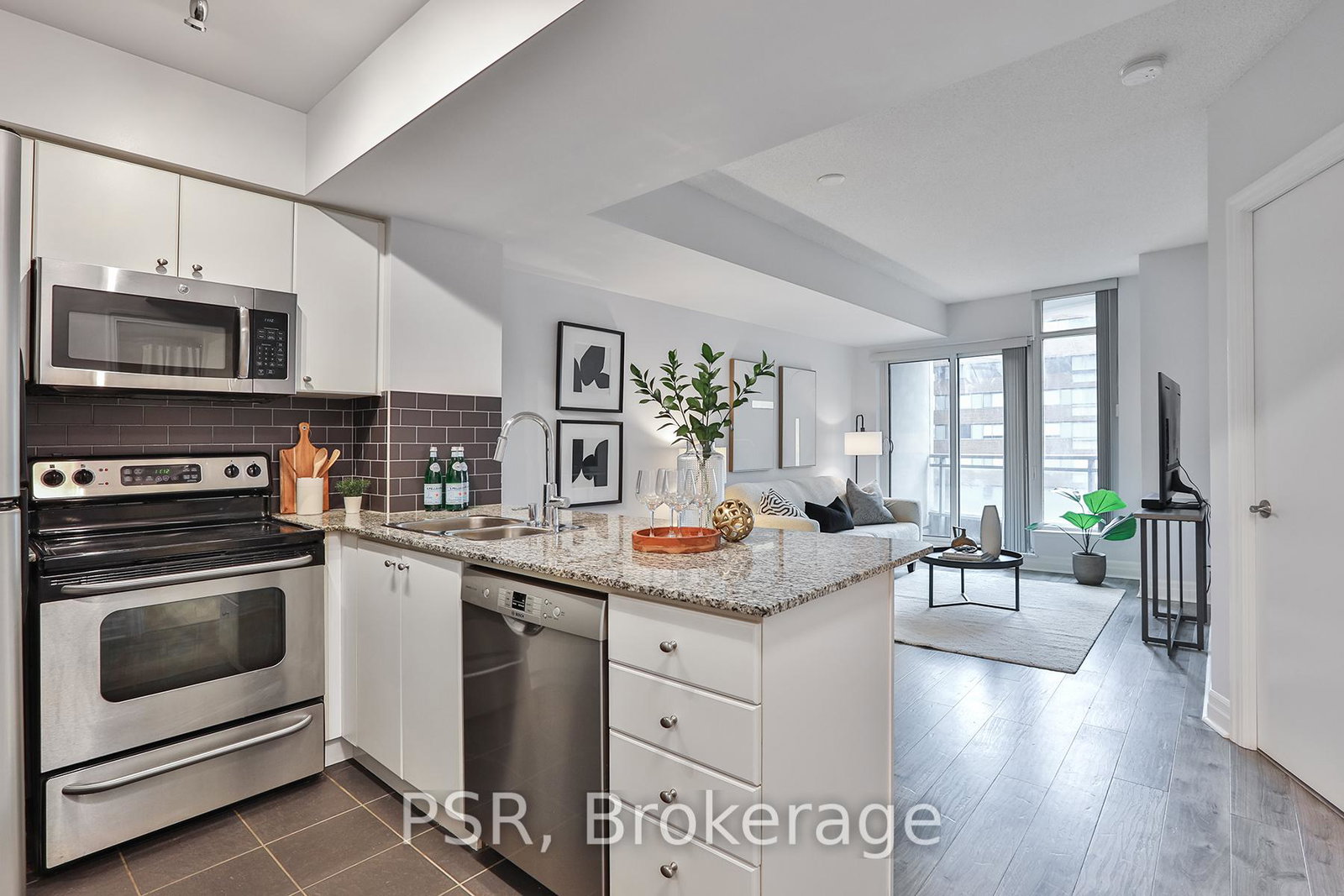8-scollard-street-toronto-ontario-c13097636