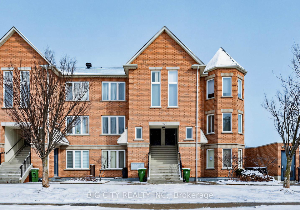80-aerodrome-crescent-east-york-ontario-c13097676