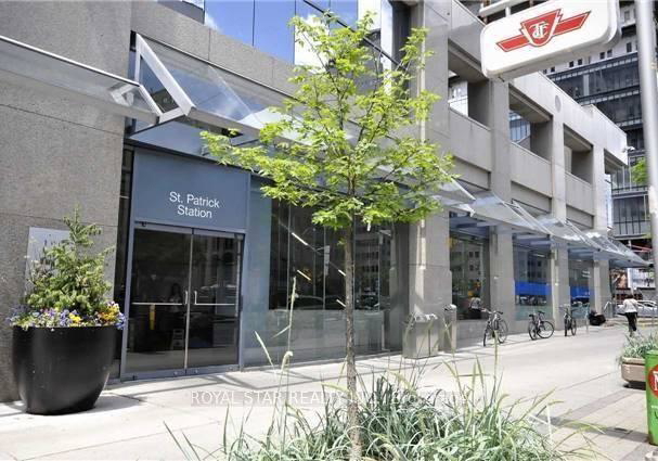 426-university-avenue-toronto-ontario-c13097682