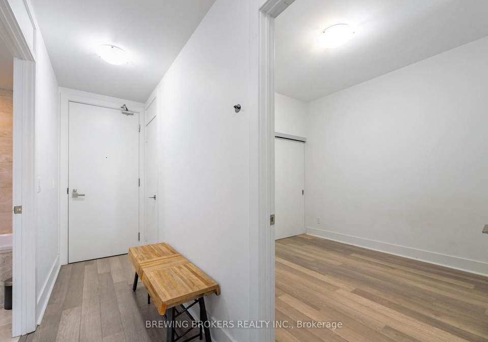 32-davenport-road-toronto-ontario-c13097944
