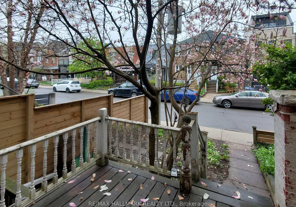 266-12-euclid-avenue-toronto-ontario-c13097960