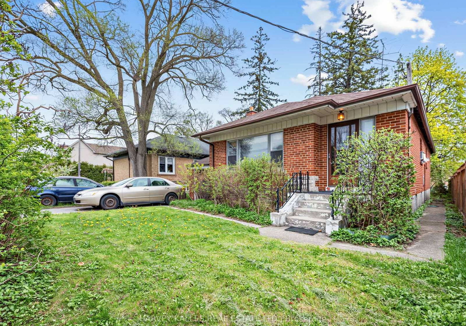 12-invermay-avenue-toronto-ontario-c13098240