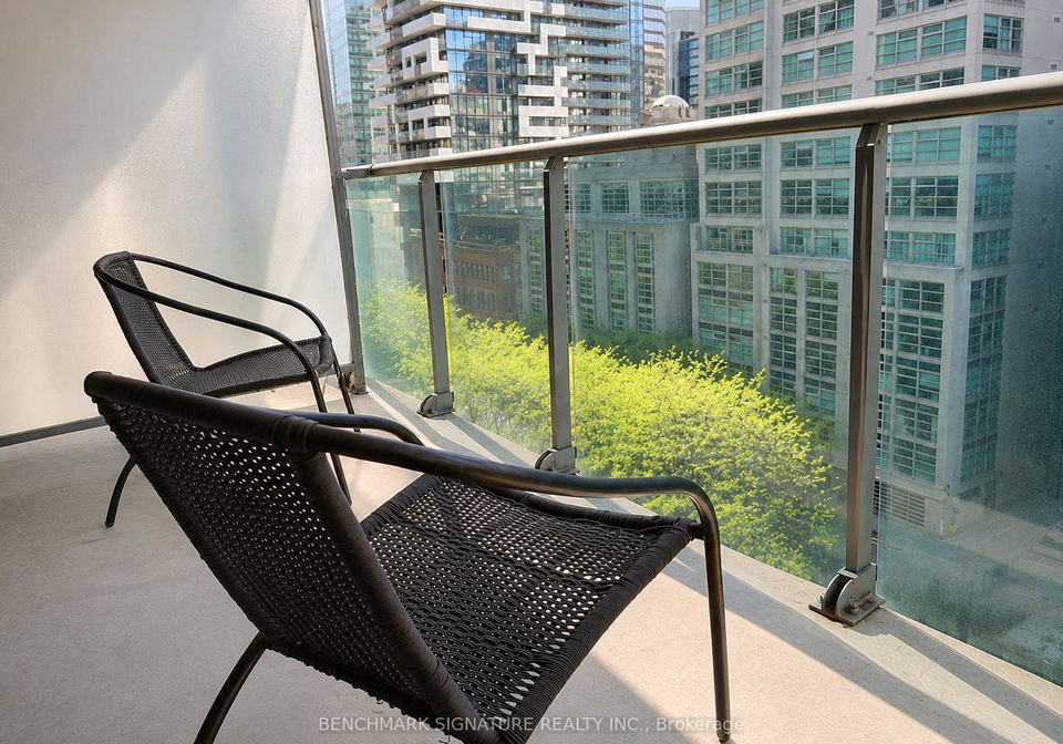 33-lombard-street-toronto-ontario-c13098358