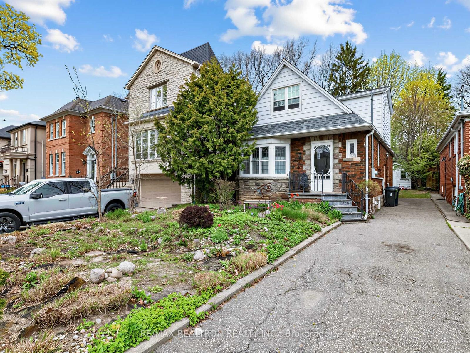 12-new-haven-drive-toronto-ontario-c13098430