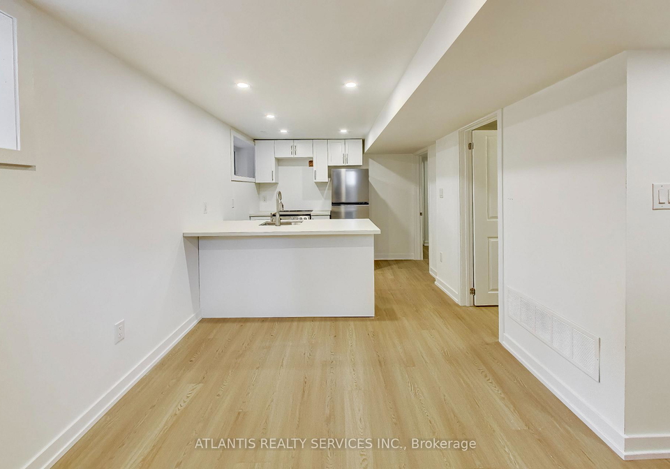 681-dovercourt-road-toronto-ontario-c13098434