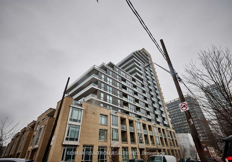 60-berwick-avenue-toronto-ontario-c13098734