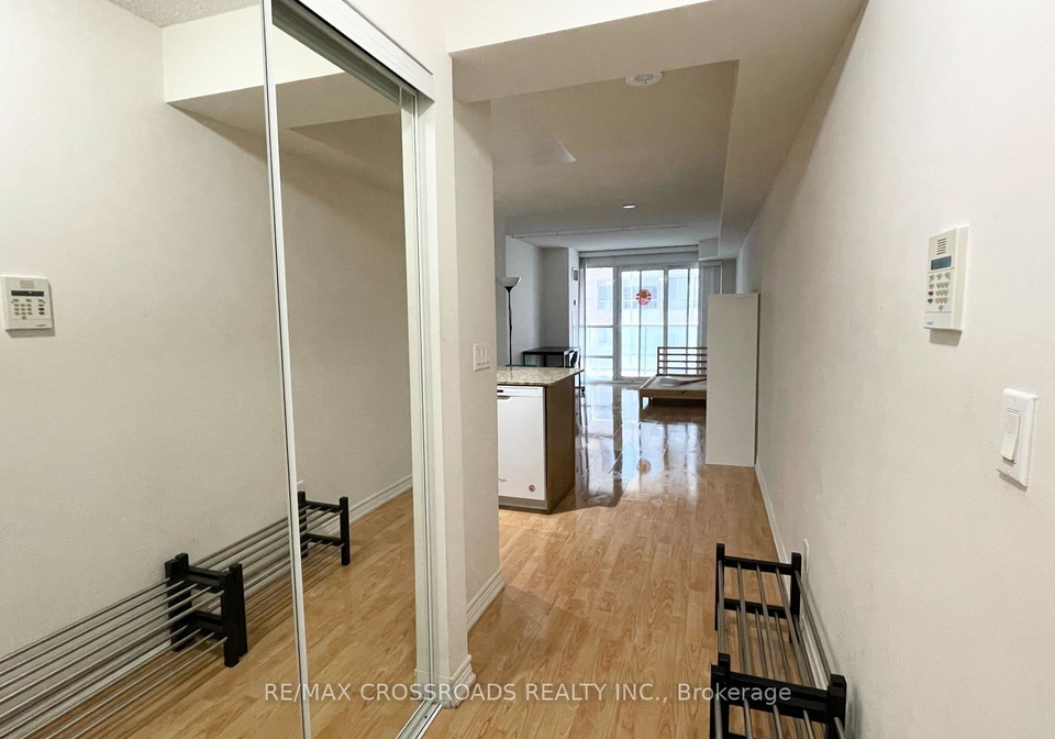 761-bay-street-toronto-ontario-c13098750