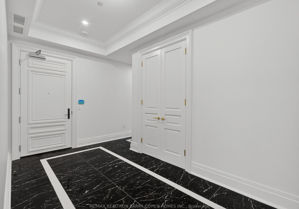 200-russell-hill-road-toronto-ontario-c13098752