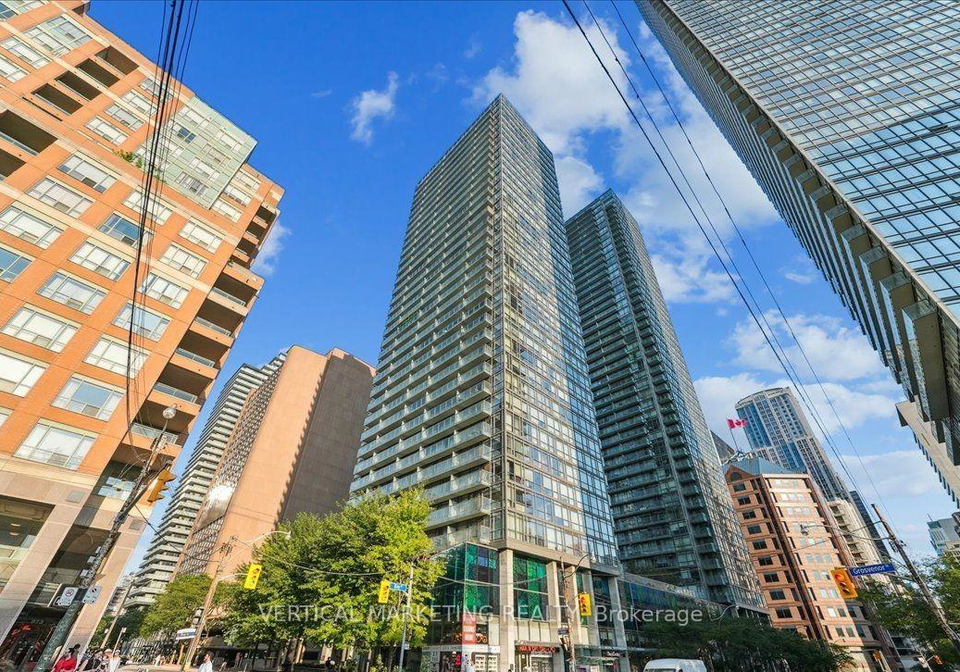 37-grosvenor-street-toronto-ontario-c13098868