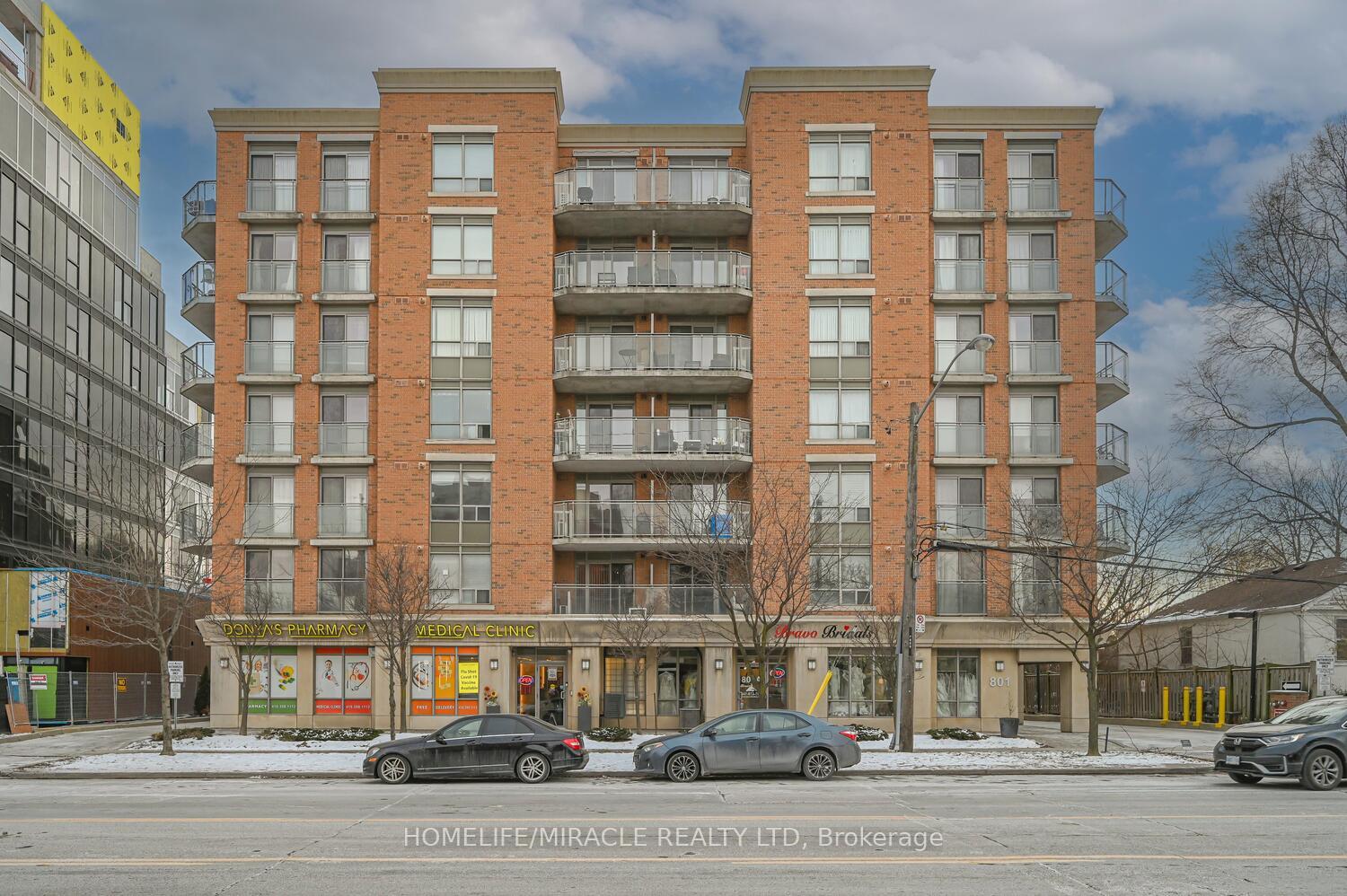 801-sheppard-avenue-w-toronto-ontario-c13098956
