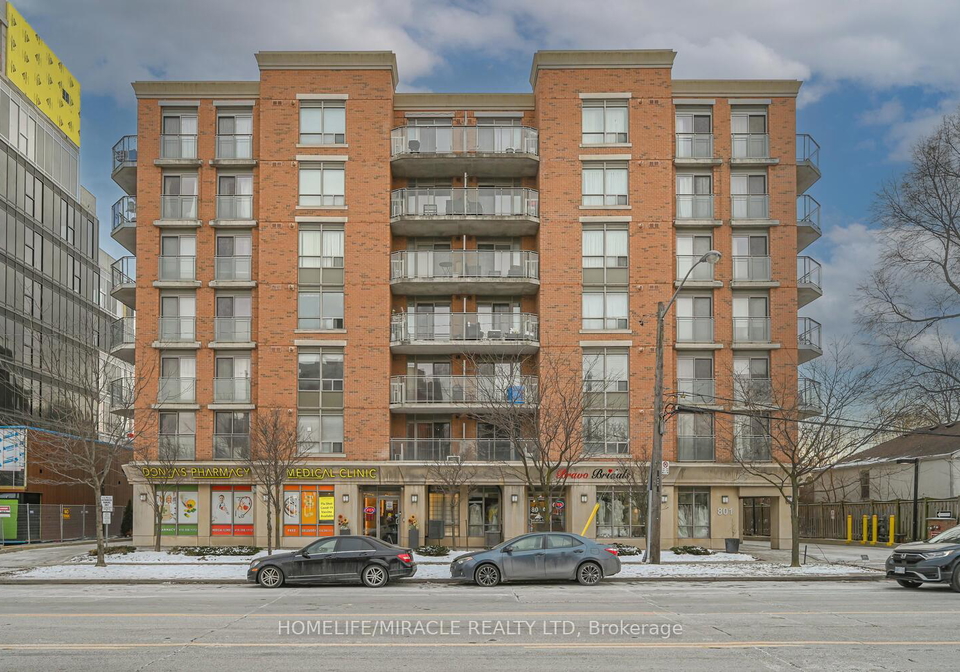 801-sheppard-avenue-w-toronto-ontario-c13098956