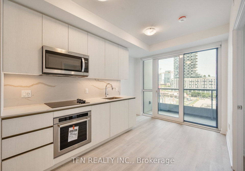 15-richardson-street-toronto-ontario-c13099188