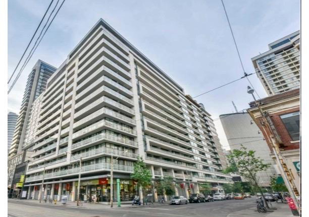 111-elizabeth-street-toronto-ontario-c13099228