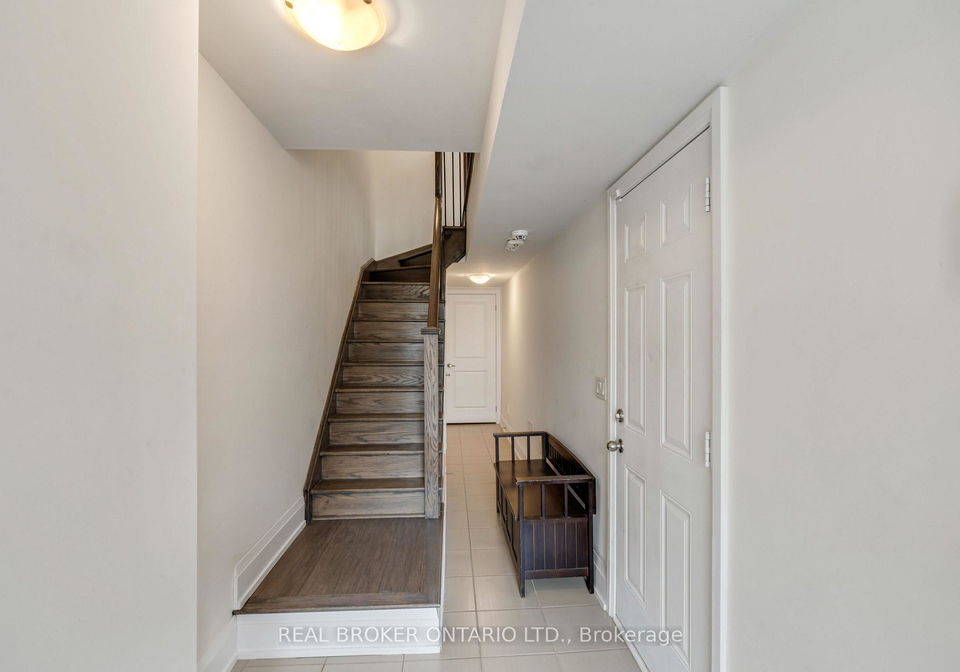 7-kenneth-wood-crescent-north-york-ontario-c13099338