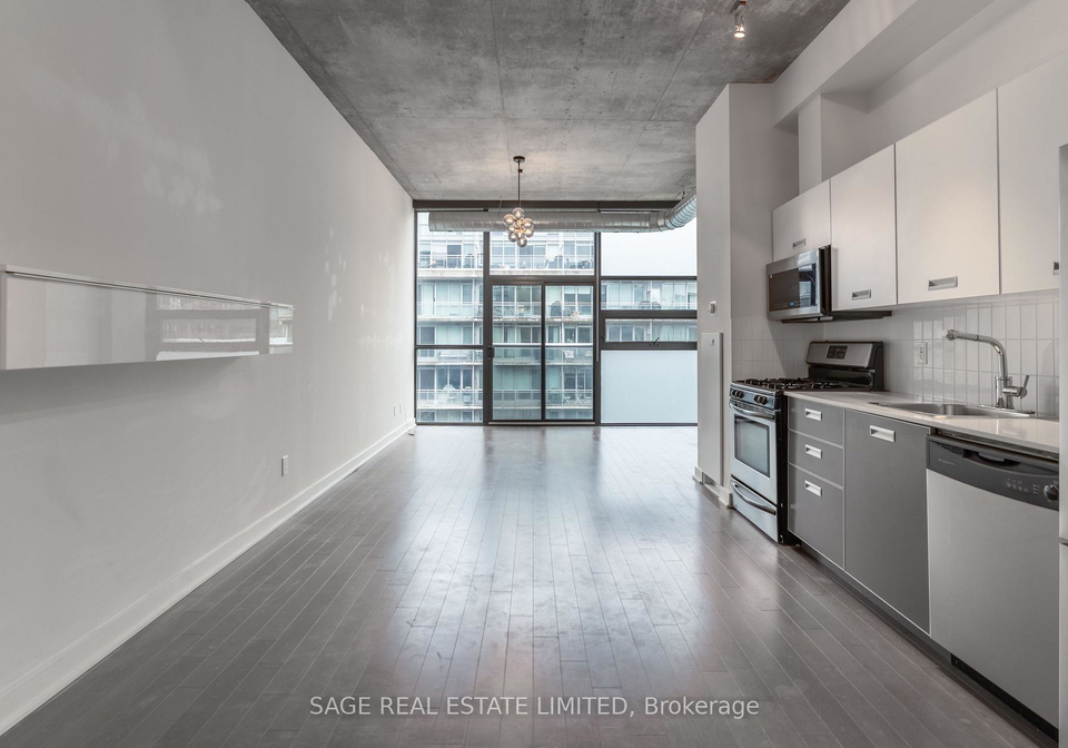 60-bathurst-street-toronto-ontario-c13099420