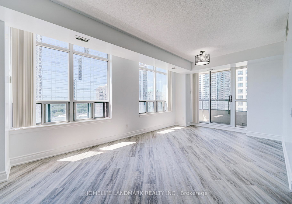 8-hillcrest-avenue-north-york-ontario-c13099504