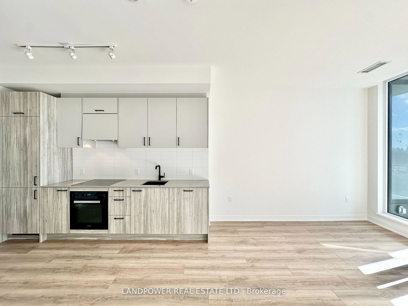1-kyle-lowry-road-north-york-ontario-c13099582