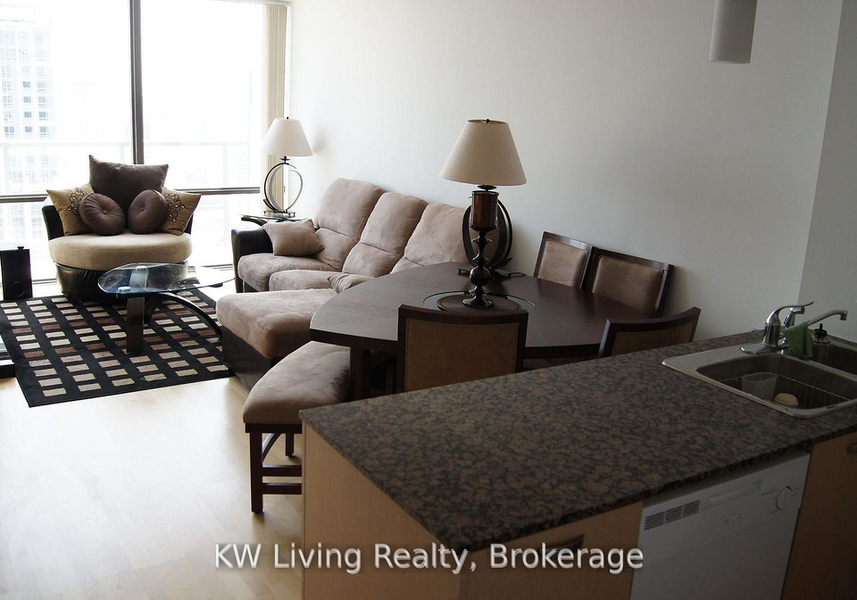 38-grenville-street-toronto-ontario-c13099664