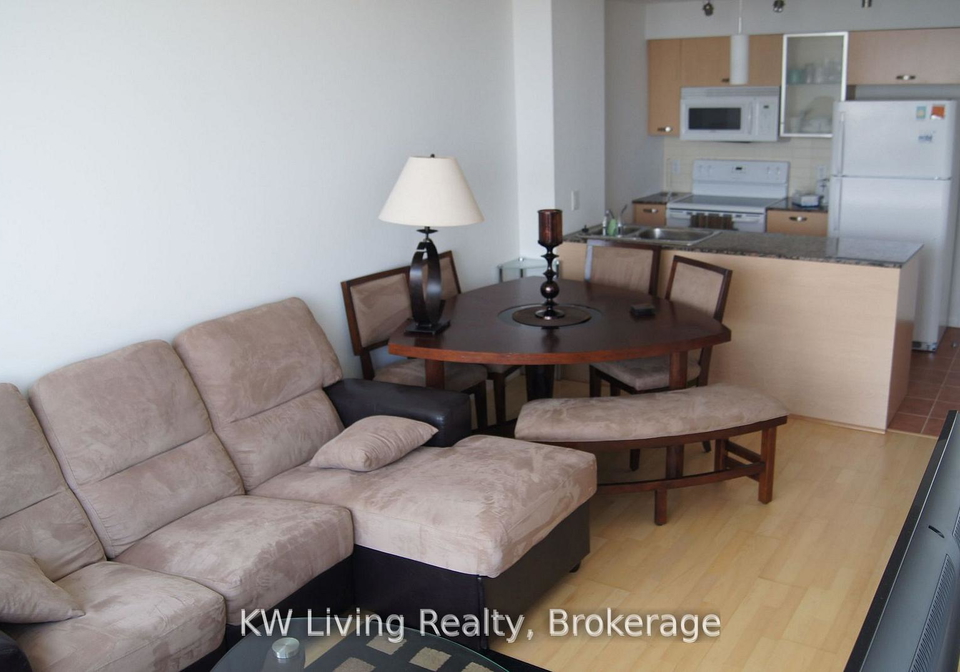 38-grenville-street-toronto-ontario-c13099664