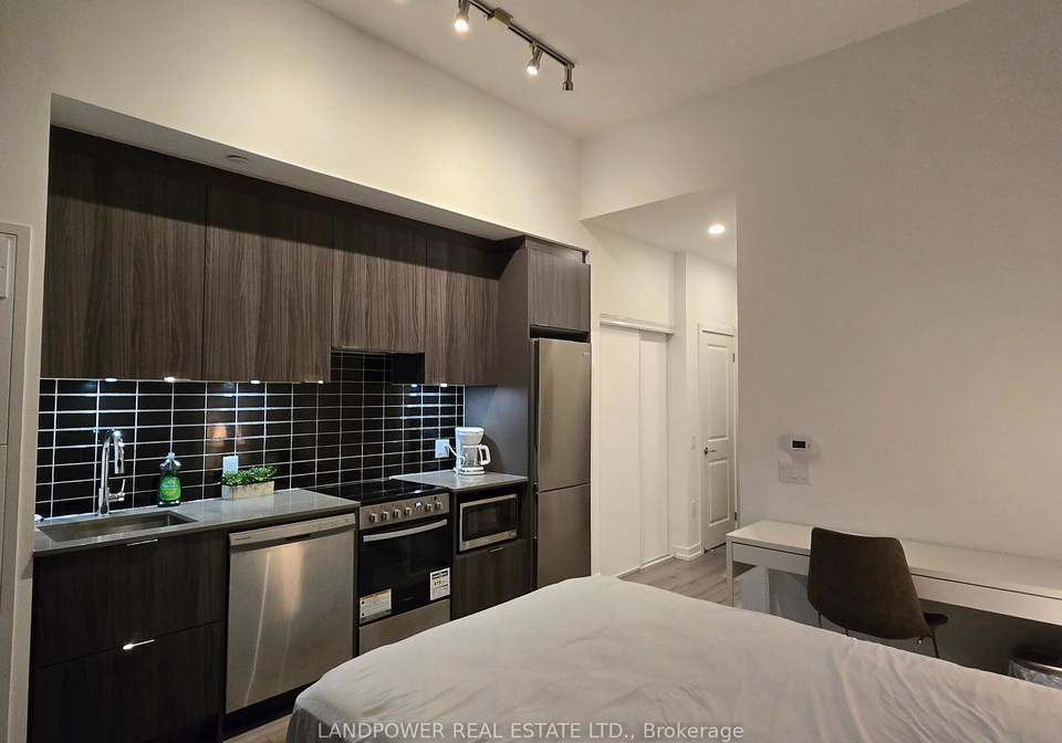 395-bloor-street-e-toronto-ontario-c13099750