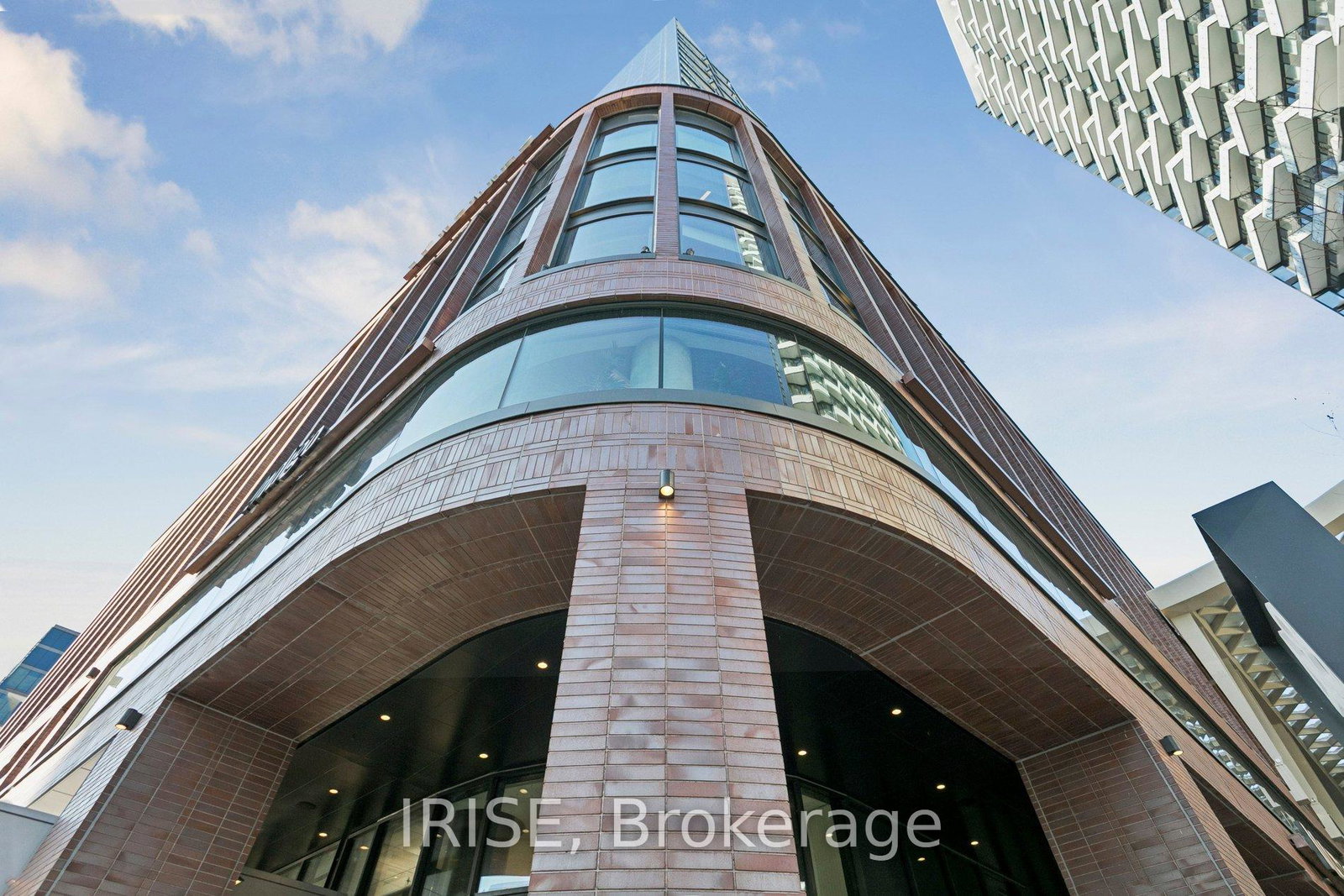 480-front-street-toronto-ontario-c13099798