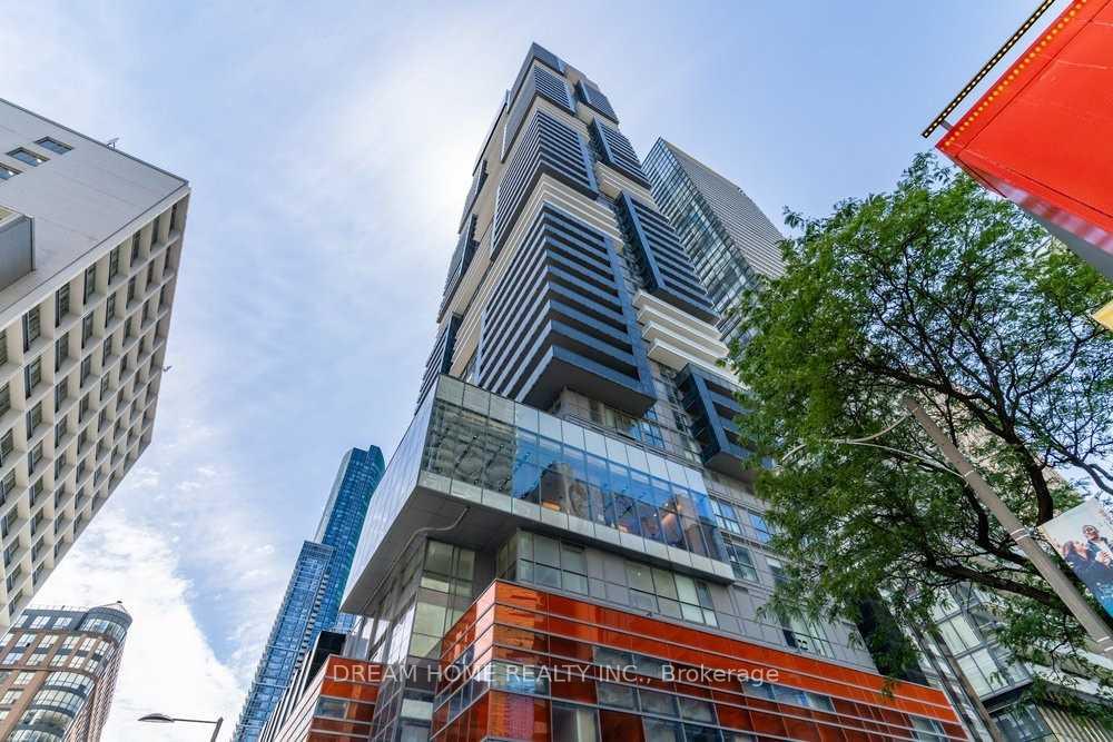 7-grenville-street-toronto-ontario-c13100020