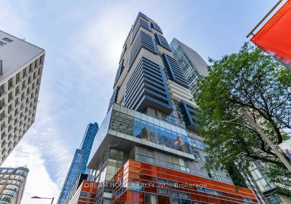7-grenville-street-toronto-ontario-c13100020