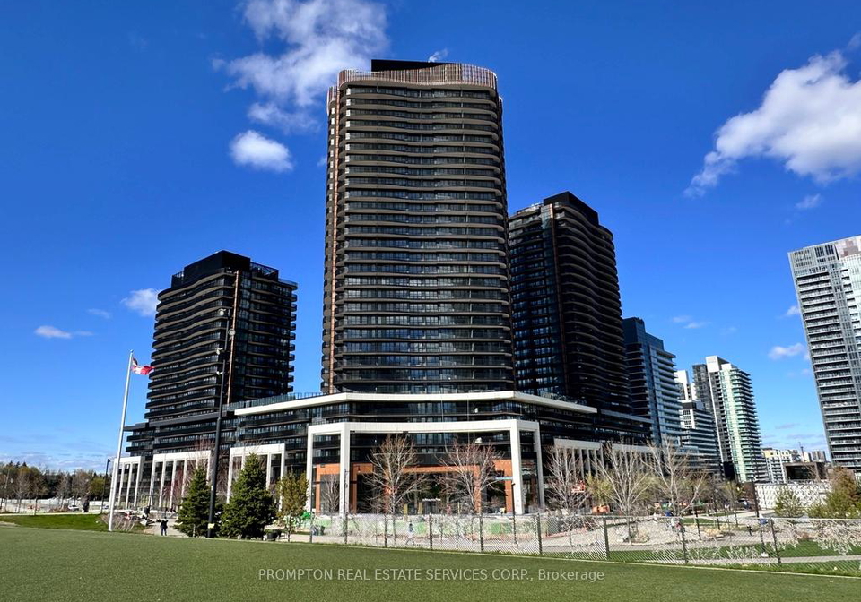 18-esther-shiner-boulevard-north-york-ontario-c13100036