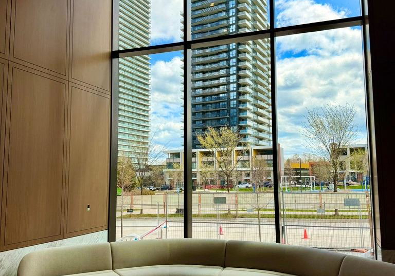18-esther-shiner-boulevard-north-york-ontario-c13100036