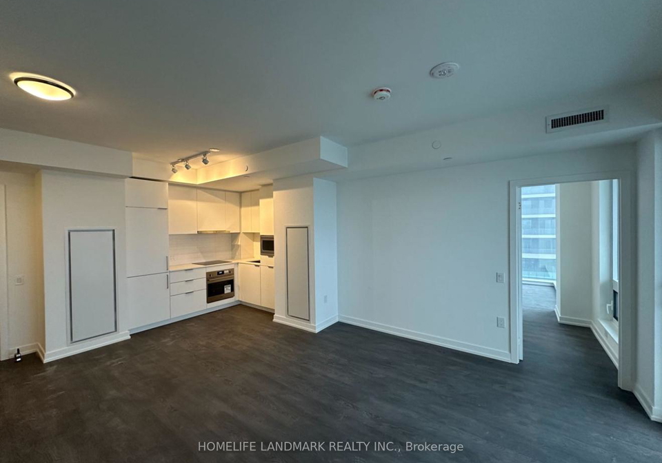 7-golden-lion-heights-north-york-ontario-c13100124