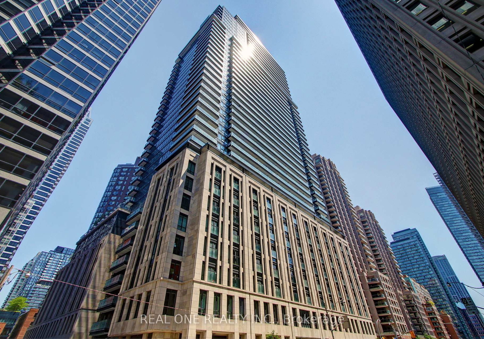 955-bay-street-toronto-ontario-c13100190
