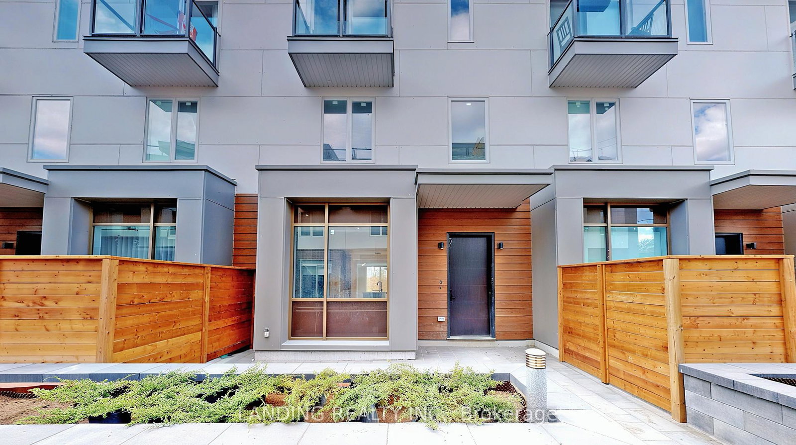 25-dervock-crescent-north-york-ontario-c13100308