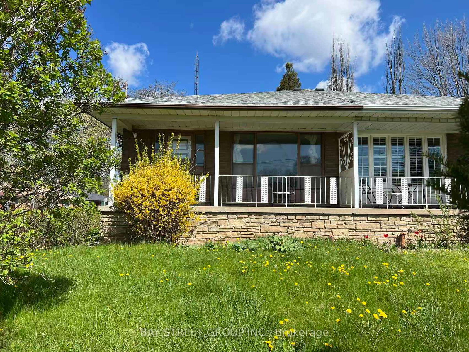 2-slidell-crescent-north-york-ontario-c13100338