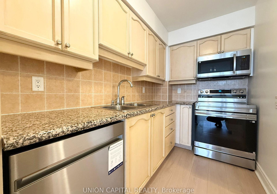 80-harrison-garden-boulevard-north-york-ontario-c13100360