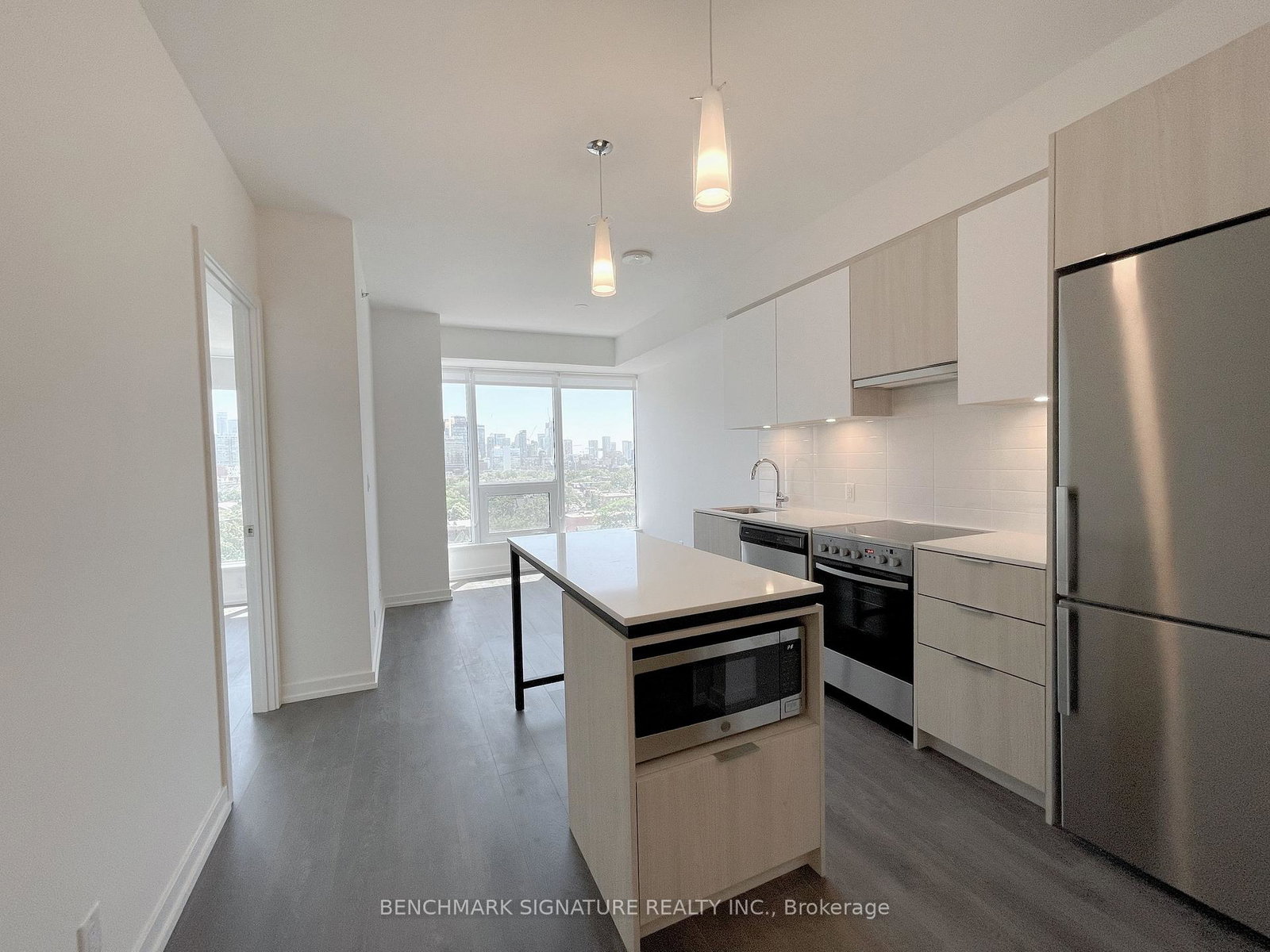 203-college-street-toronto-ontario-c13100372