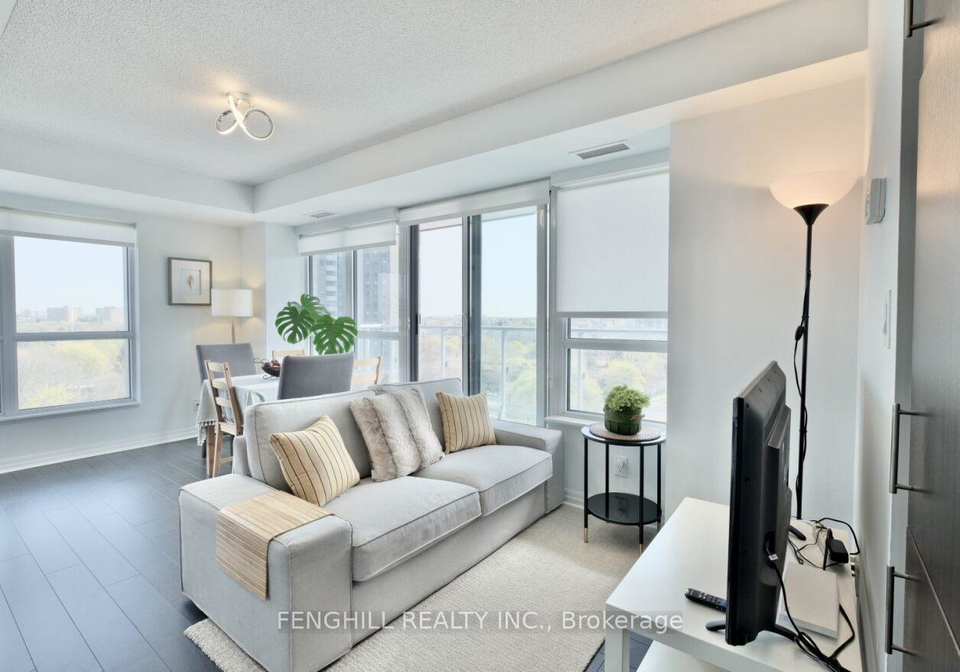 2015-sheppard-avenue-e-north-york-ontario-c13100378