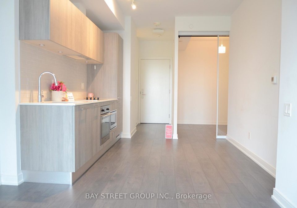 3-gloucester-street-toronto-ontario-c13100796