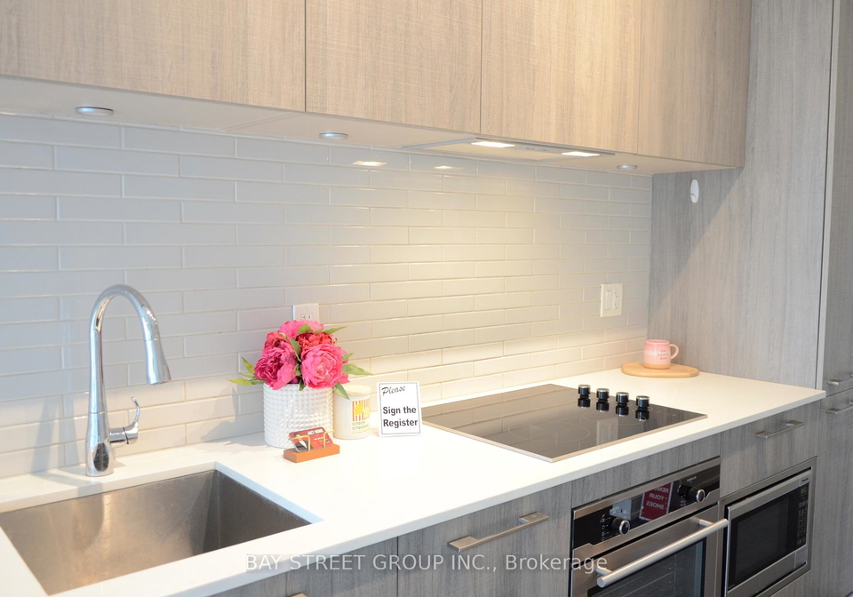 3-gloucester-street-toronto-ontario-c13100796