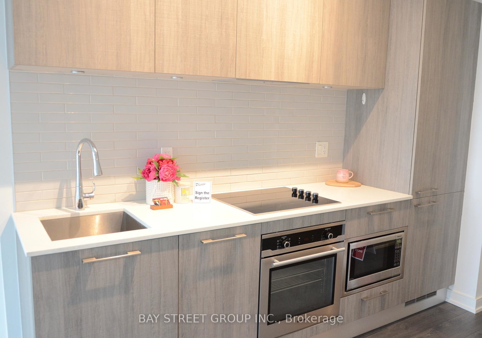 3-gloucester-street-toronto-ontario-c13100796