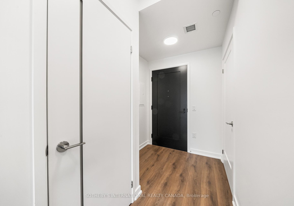 88-bathurst-street-toronto-ontario-c13100964