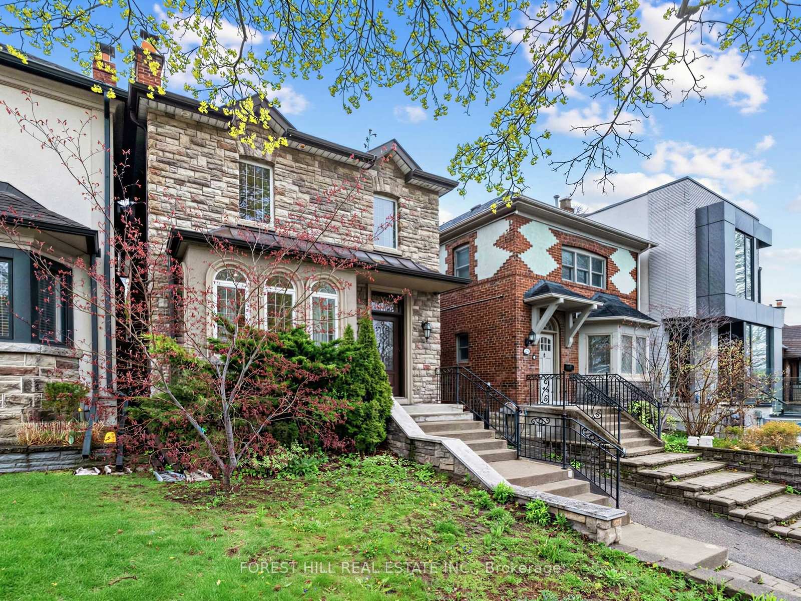 31-latimer-avenue-toronto-ontario-c13101042