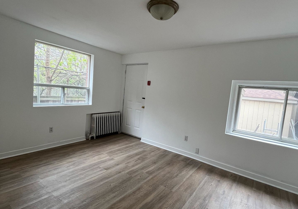 557-markham-street-toronto-ontario-c13101052