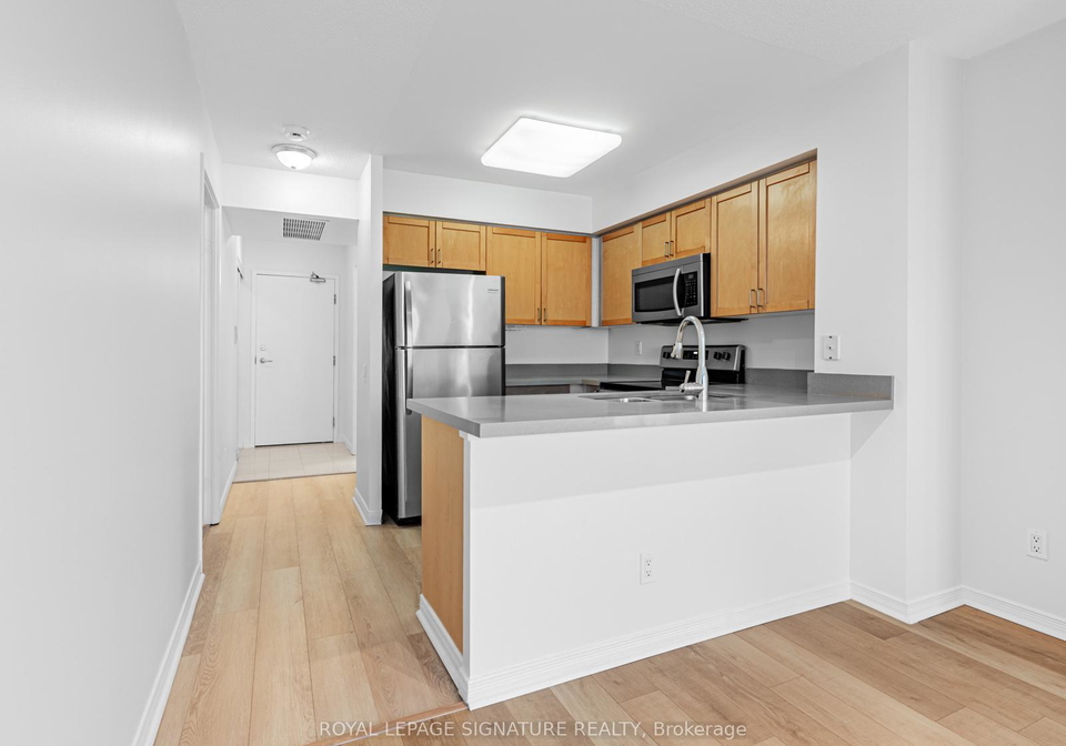30-harrison-garden-boulevard-north-york-ontario-c13101064